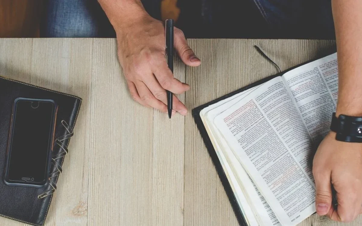 The Christian Work Ethic: Biblical Principles for Employees